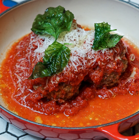 Mario Carbone's meatball recipe. The best meatball recipe you can find sauces in Carbone marinara.